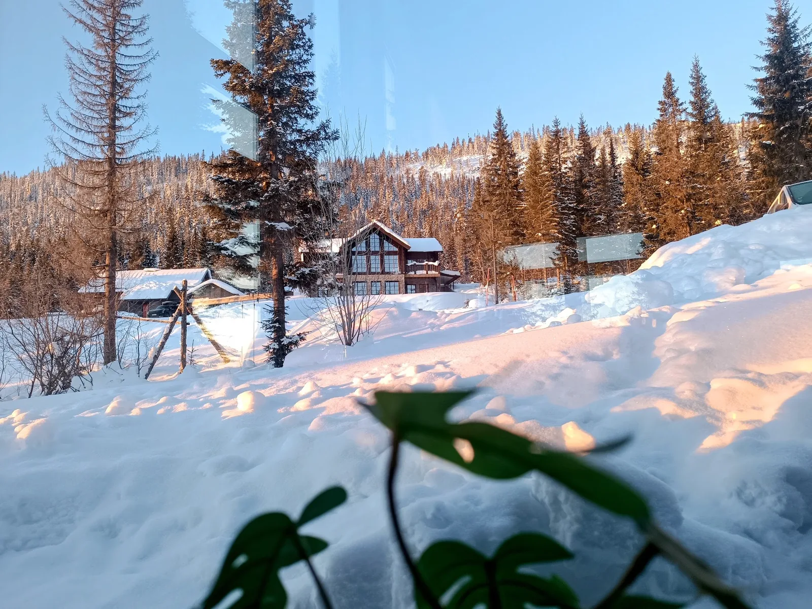 Žiemos atostogos Vemdalen, nameliai ir snieguotas Švedijos kraštovaizdis